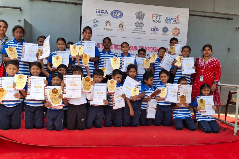KR Public School sports award recipients